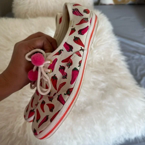 Keds x Kate Soade Women's White and Pink spicy Chili Pepper Sneakers Pom pom 7 - Picture 4 of 11